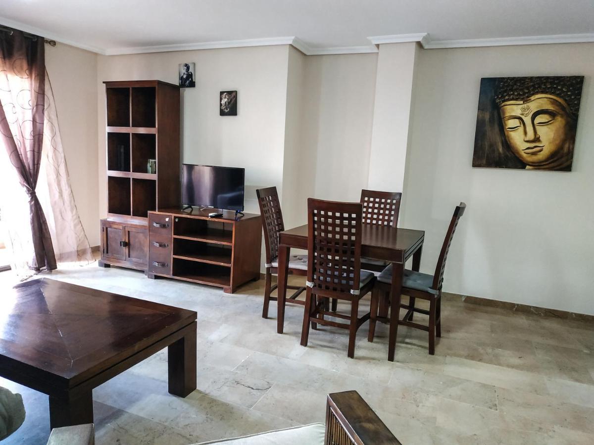 Apartamentos Deluxe San Julian 托雷维耶哈 外观 照片