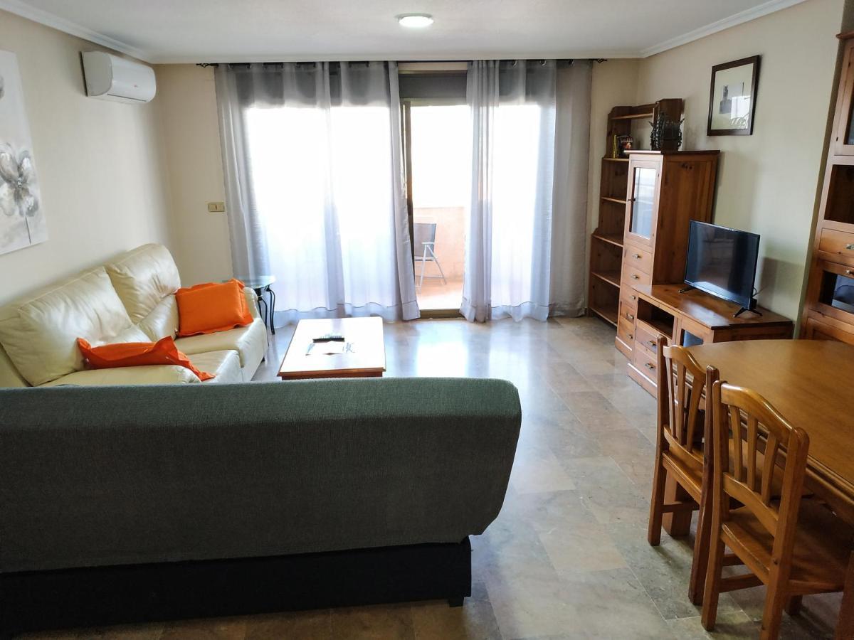 Apartamentos Deluxe San Julian 托雷维耶哈 外观 照片
