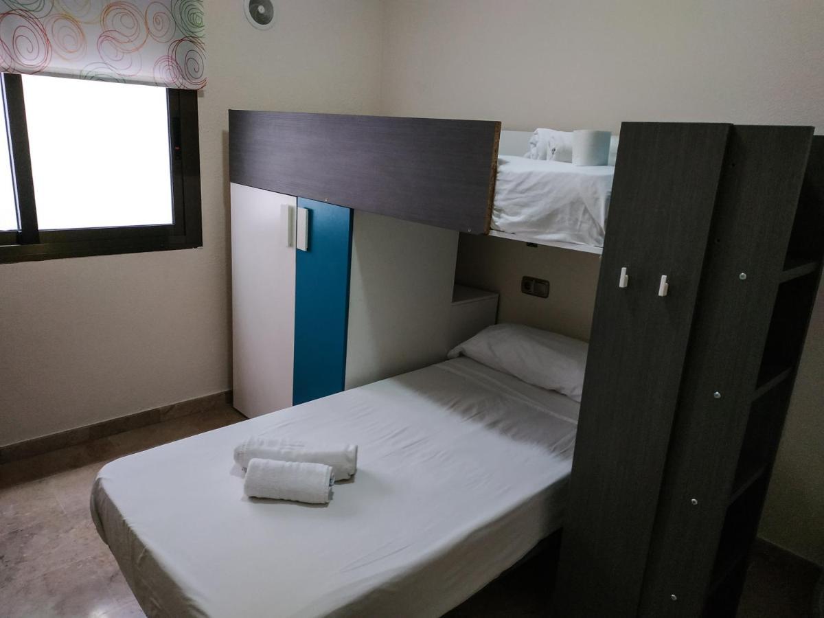 Apartamentos Deluxe San Julian 托雷维耶哈 外观 照片