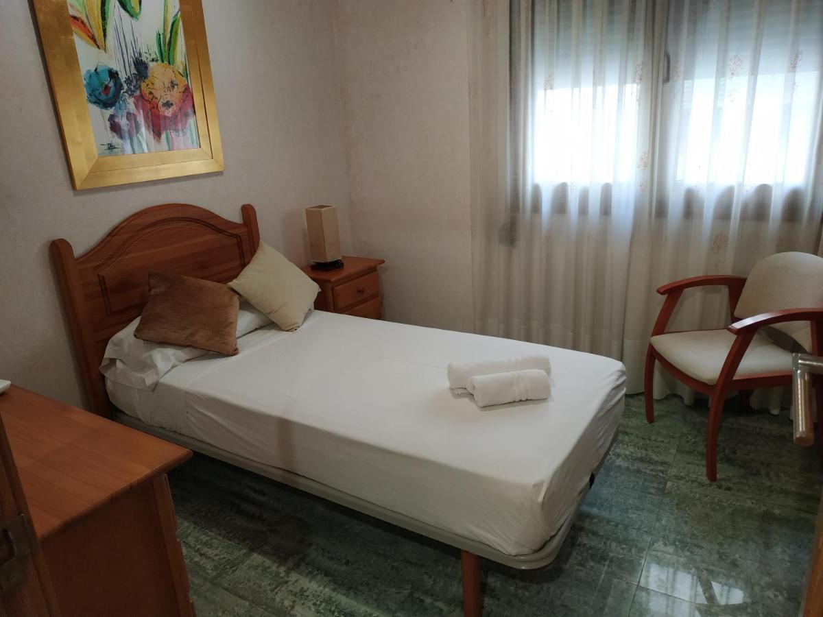 Apartamentos Deluxe San Julian 托雷维耶哈 外观 照片