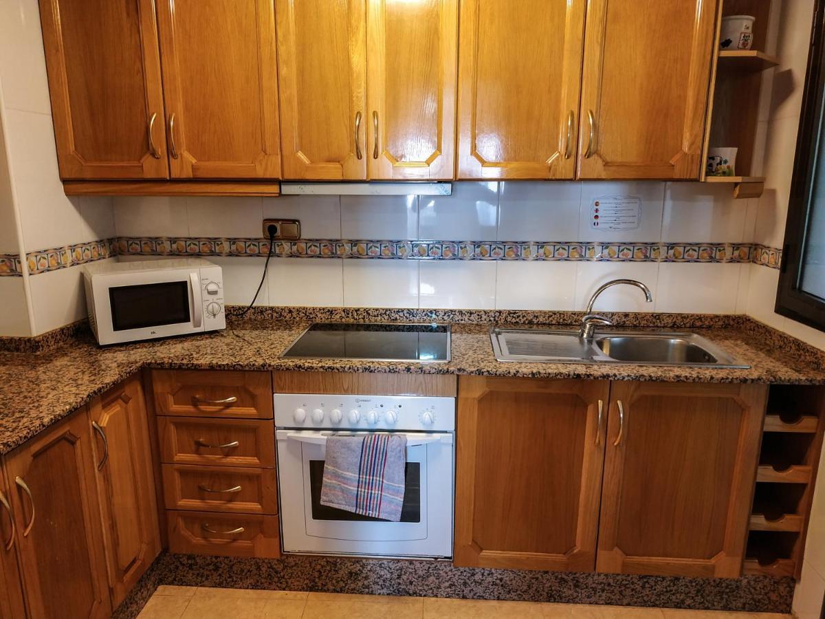 Apartamentos Deluxe San Julian 托雷维耶哈 外观 照片