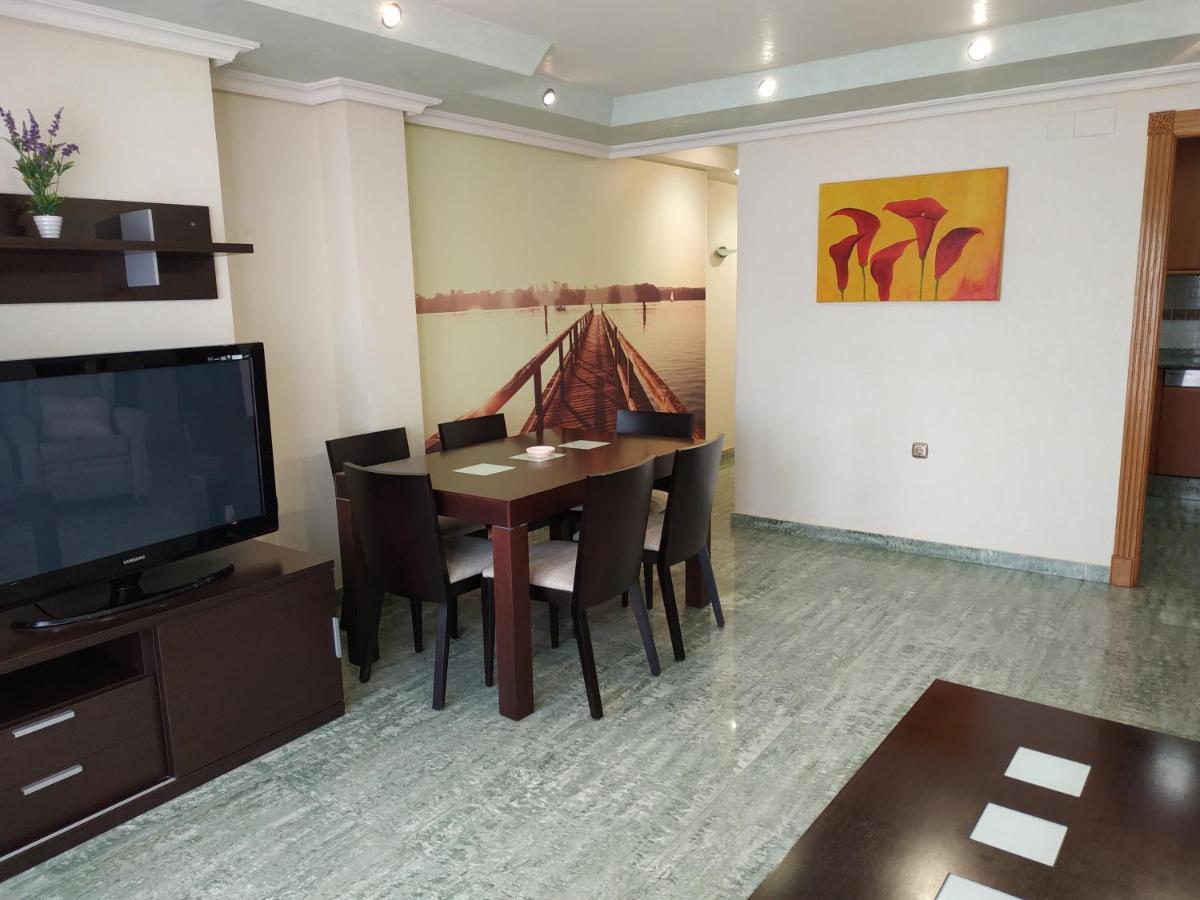 Apartamentos Deluxe San Julian 托雷维耶哈 外观 照片