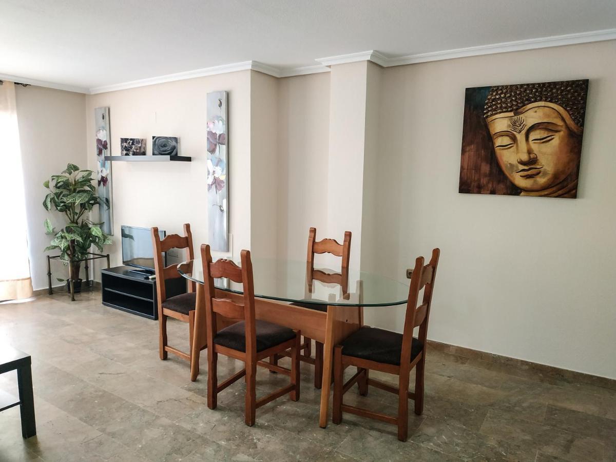 Apartamentos Deluxe San Julian 托雷维耶哈 外观 照片