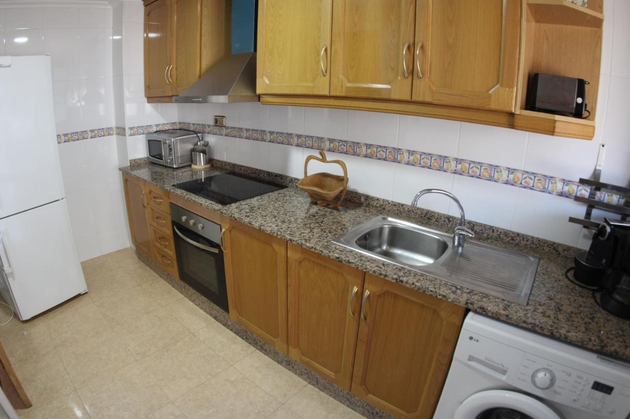 Apartamentos Deluxe San Julian 托雷维耶哈 外观 照片