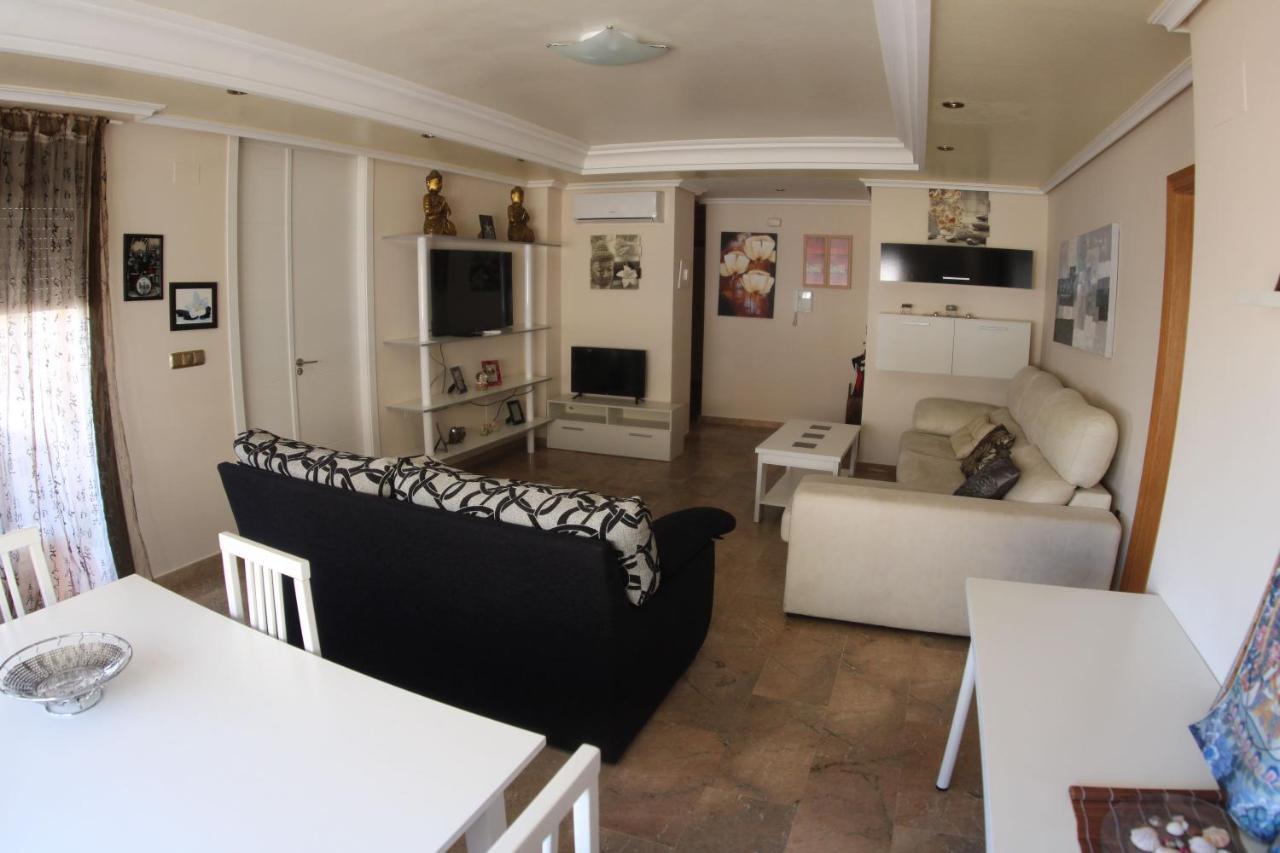 Apartamentos Deluxe San Julian 托雷维耶哈 外观 照片